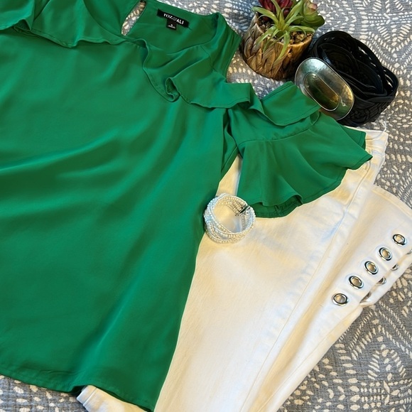 Ruffled Cold Shoulder Feminine Blouse with Short Ruffle Sleeves in Green| S - Picture 7 of 9